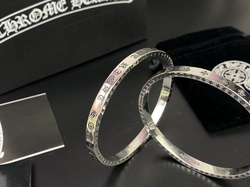 Ch*0me He**ts bracelets